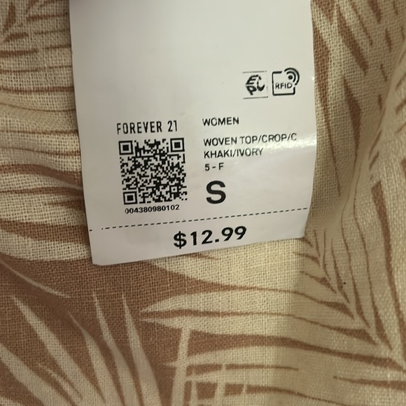 Summer crop top! - Picture 2 of 2